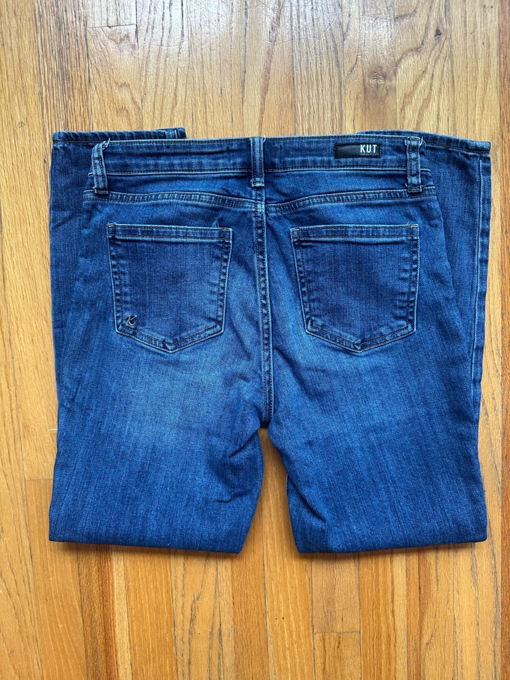 Kut from the Kloth Catherine High-Rise Boyfriend Jeans - Picture 4 of 9